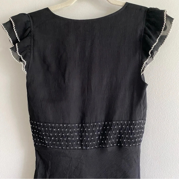 100% Silk  BCBGMAXAZRIA Black V-Neck Flowy Midi Dress Size 2 - Picture 8 of 13